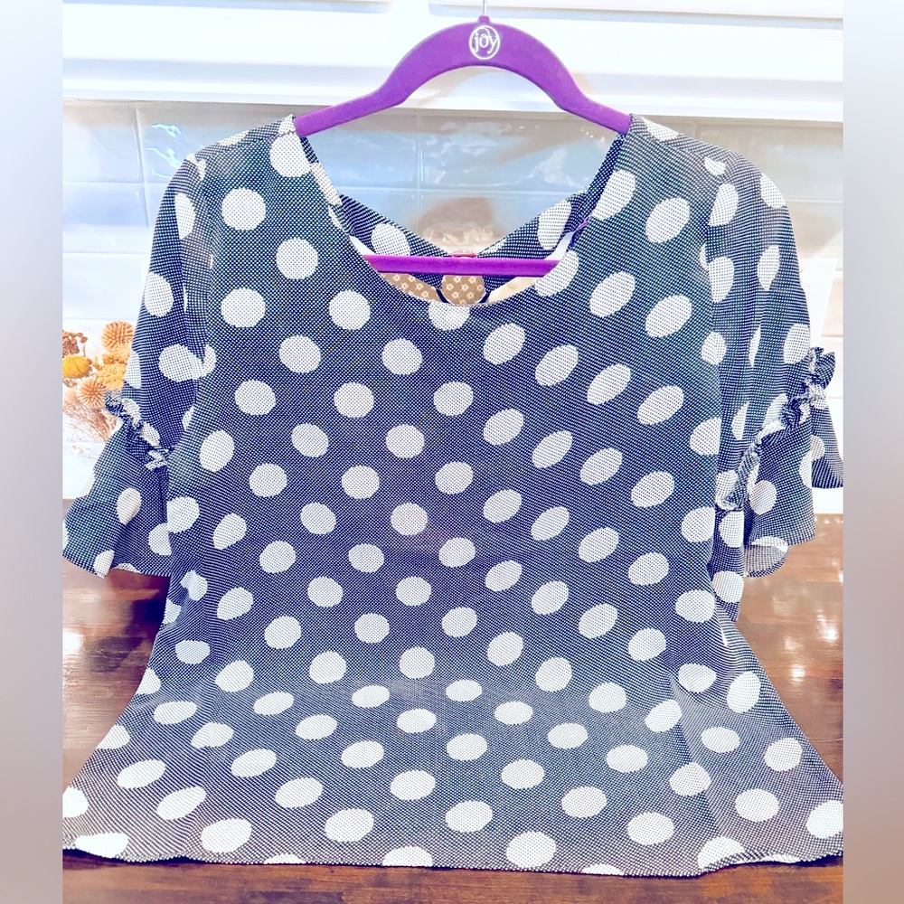 Emilio Pepe puff sleeve…made in Italy.. perfectly loved condition. Barely worn